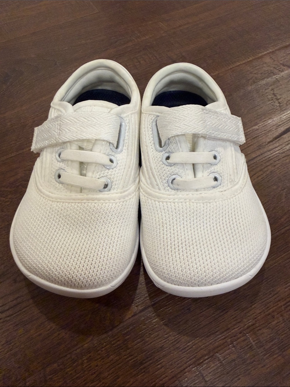 Kids Wide Toe Box White Velcro Knit Sneakers